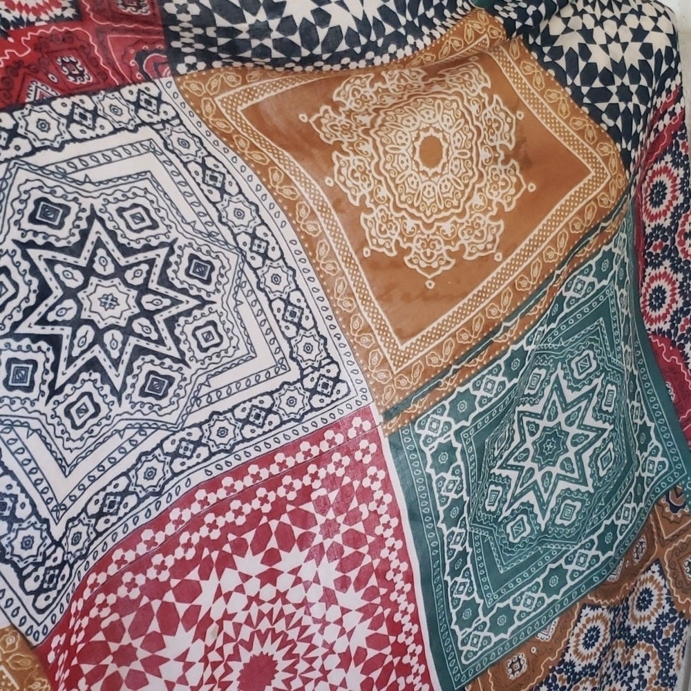 Boho Mandala multicolor scarve - Picture 4 of 4